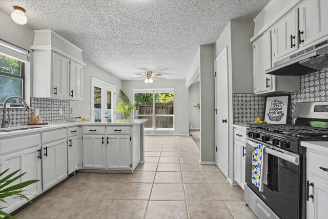 3028 W 69th Street, Tulsa, OK 74132