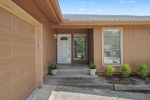 3028 W 69th Street, Tulsa, OK 74132