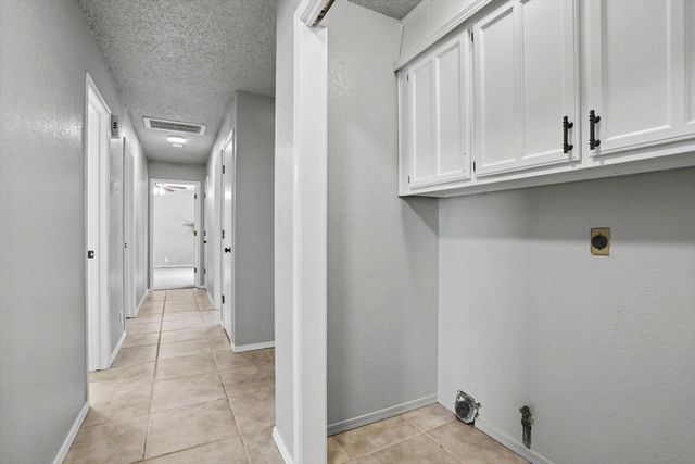 3028 W 69th Street, Tulsa, OK 74132
