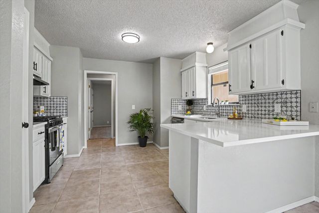 3028 W 69th Street, Tulsa, OK 74132