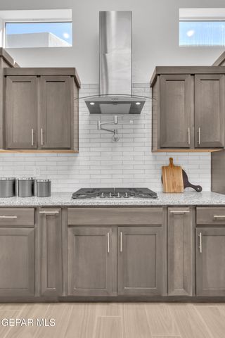 115 Billie Estelle Trail, Sunland Park, NM 88008