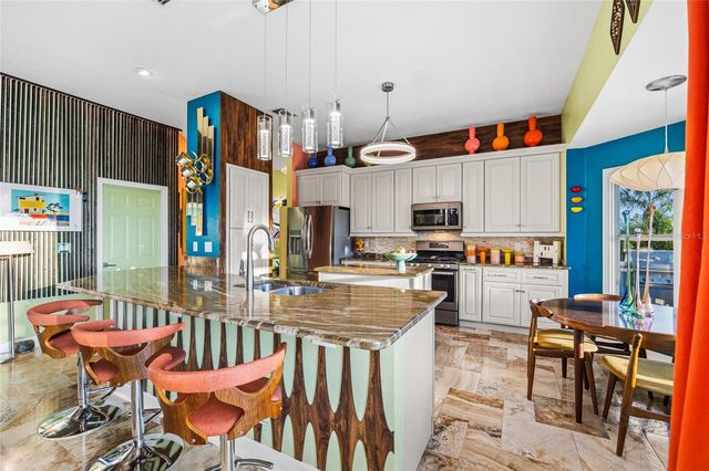 5801 CAY COVE COURT, Tampa, FL 33615