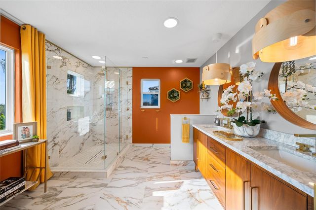 5801 CAY COVE COURT, Tampa, FL 33615