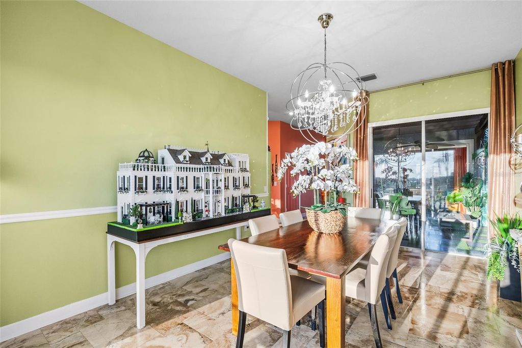 Image 11 of property listing at 5801 CAY COVE COURT, Tampa, FL 33615