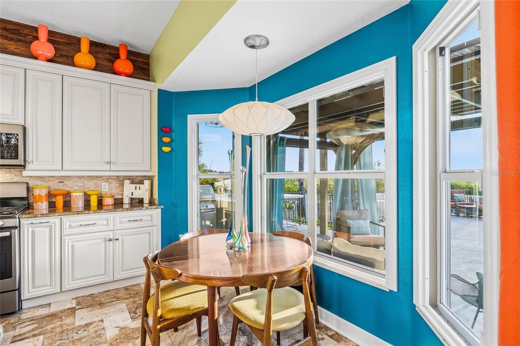 Image 17 of property listing at 5801 CAY COVE COURT, Tampa, FL 33615