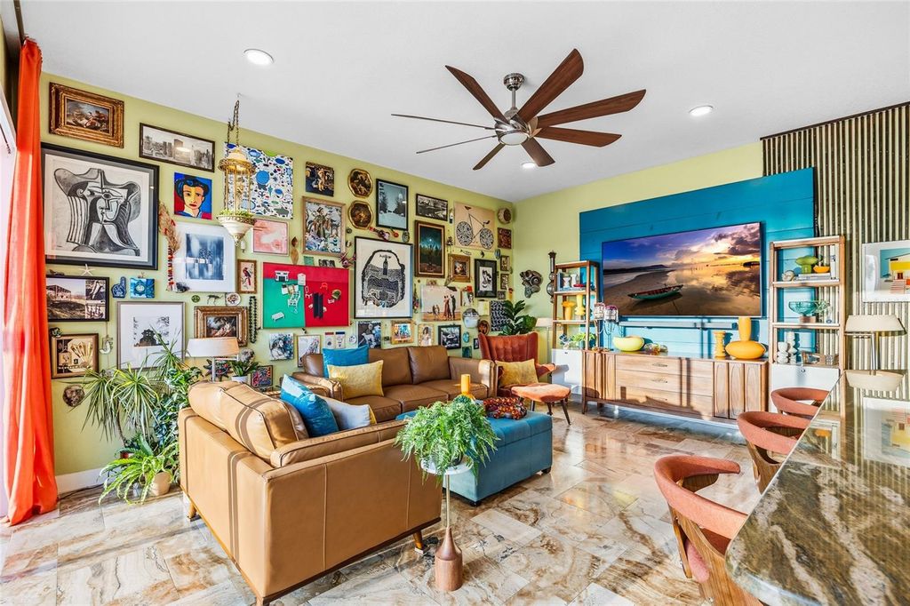 Image 19 of property listing at 5801 CAY COVE COURT, Tampa, FL 33615