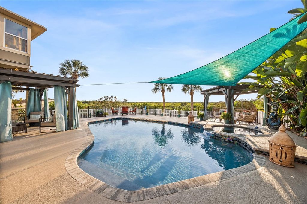 Image 36 of property listing at 5801 CAY COVE COURT, Tampa, FL 33615