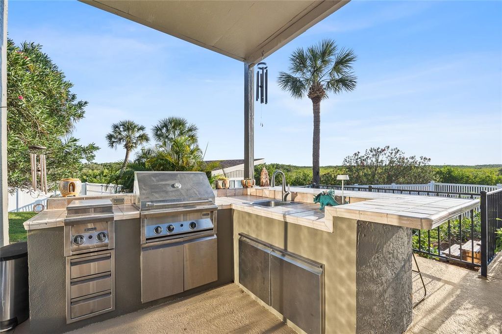 Image 41 of property listing at 5801 CAY COVE COURT, Tampa, FL 33615