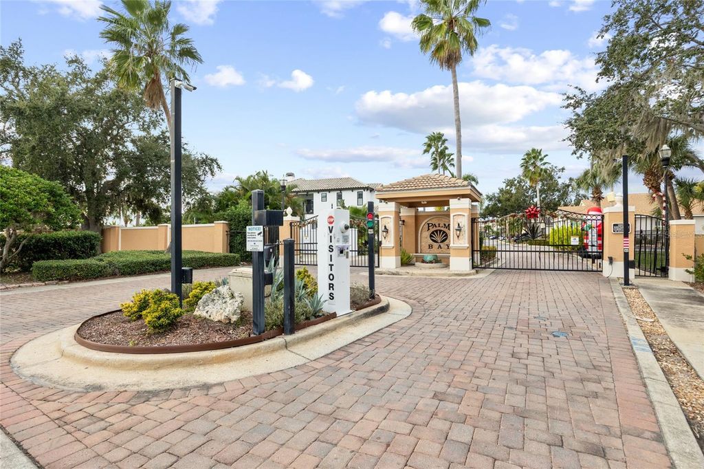 Image 53 of property listing at 5801 CAY COVE COURT, Tampa, FL 33615