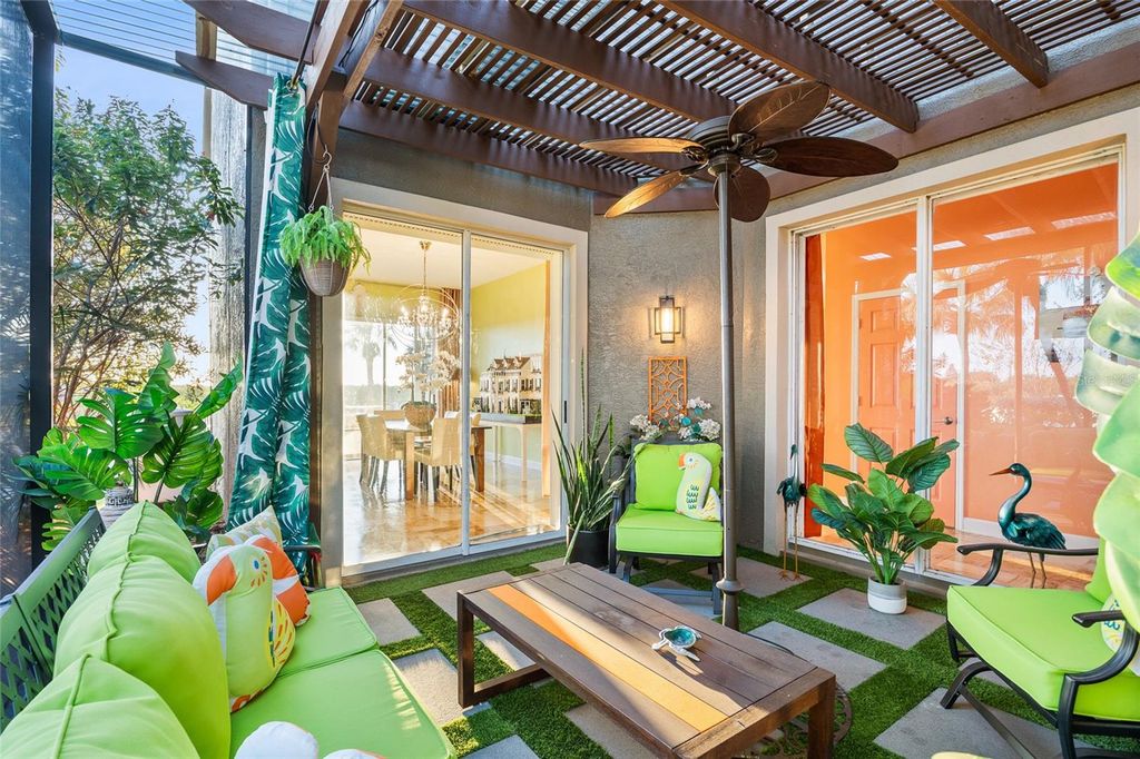 Image 9 of property listing at 5801 CAY COVE COURT, Tampa, FL 33615