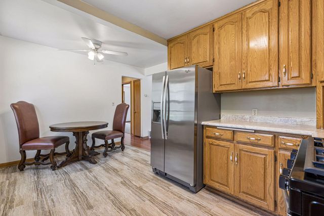 4002 Nevada Avenue N, New Hope, MN 55427