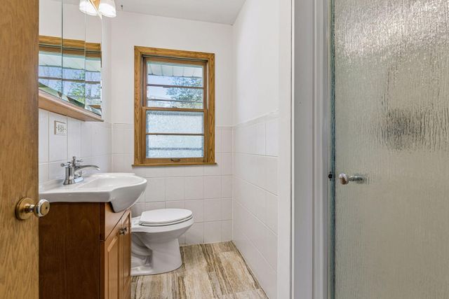 4002 Nevada Avenue N, New Hope, MN 55427