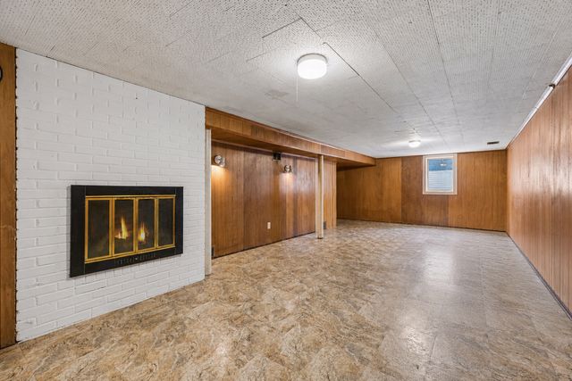 4002 Nevada Avenue N, New Hope, MN 55427