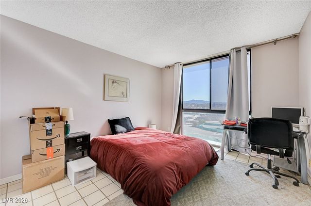 3930 University Center Drive 804, Las Vegas, NV 89119