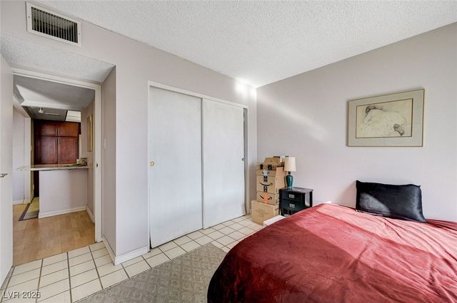 3930 University Center Drive 804, Las Vegas, NV 89119