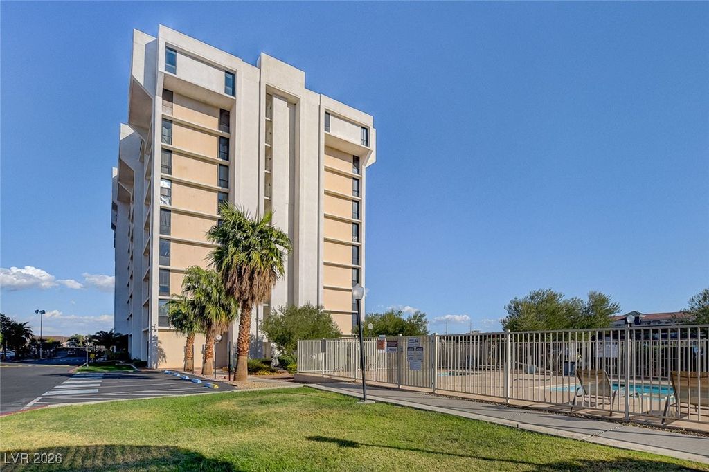 3930 University Center Drive 804, Las Vegas, NV 89119