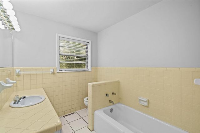 1907 Courtland Lane, Dalton, GA 30720