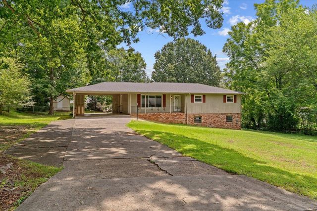 1907 Courtland Lane, Dalton, GA 30720