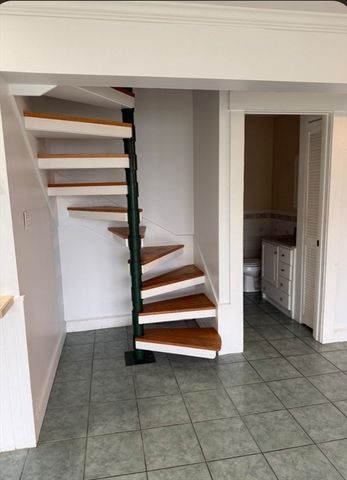 5 Island Rd, Winchendon, MA 01475