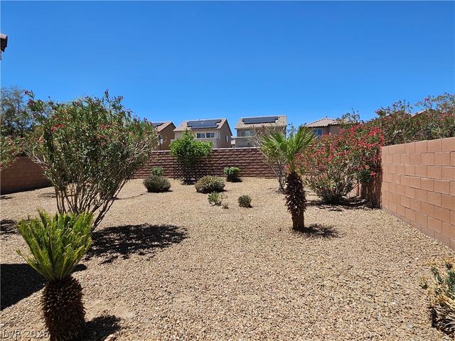 10827 Morning Frost Street, Las Vegas, NV 89179