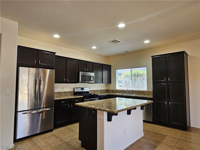 10827 Morning Frost Street, Las Vegas, NV 89179