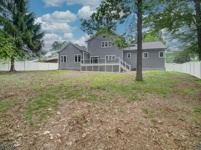 345 Creek Bed Rd, Mountainside Boro, NJ 07092