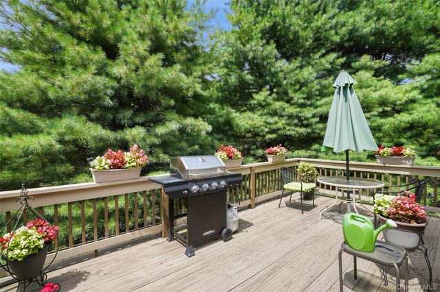 537 Heritage Hills Drive F, Somers, NY 10589