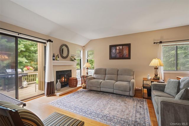 537 Heritage Hills Drive F, Somers, NY 10589
