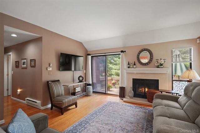 537 Heritage Hills Drive F, Somers, NY 10589