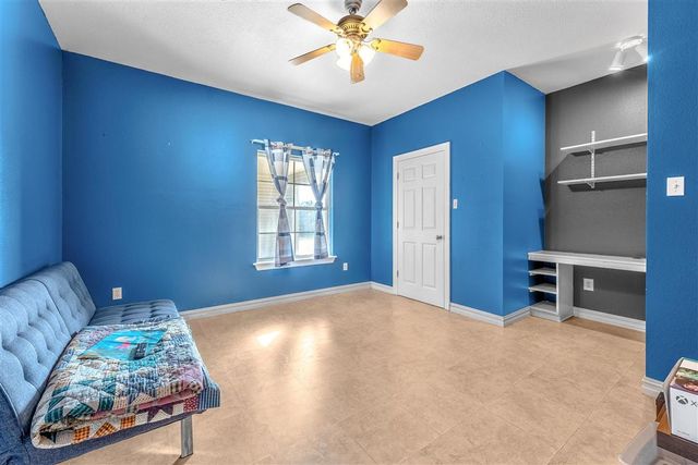 800 E 2nd Street, Iowa, LA 70647