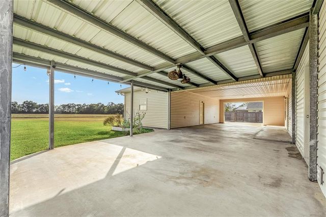 800 E 2nd Street, Iowa, LA 70647