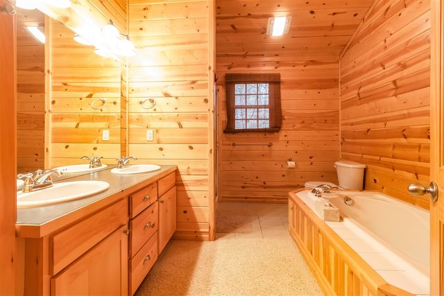 3583 Cattail Court, Saugatuck, MI 49453