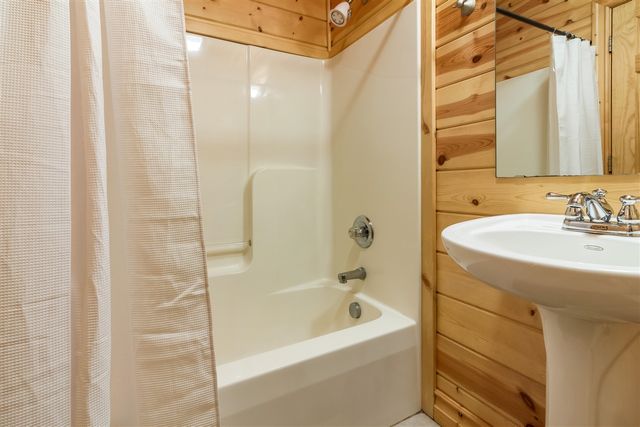 3583 Cattail Court, Saugatuck, MI 49453