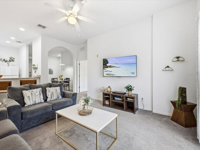 206 ANDROS AVENUE 15202, Davenport, FL 33897