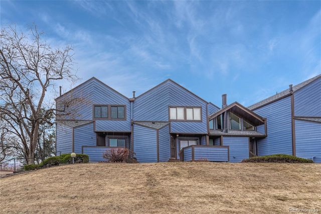 8901 W Yale Avenue, Lakewood, CO 80227