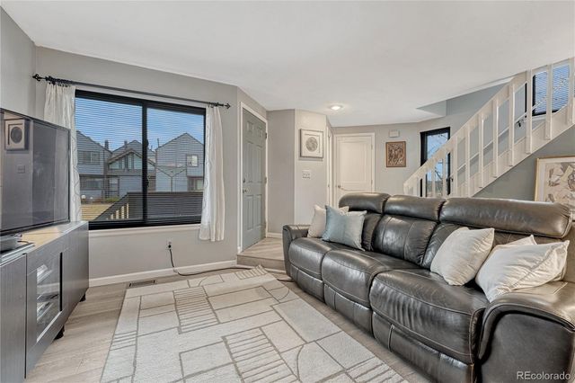 8901 W Yale Avenue, Lakewood, CO 80227