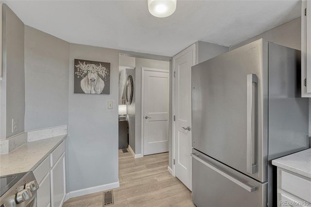 8901 W Yale Avenue, Lakewood, CO 80227