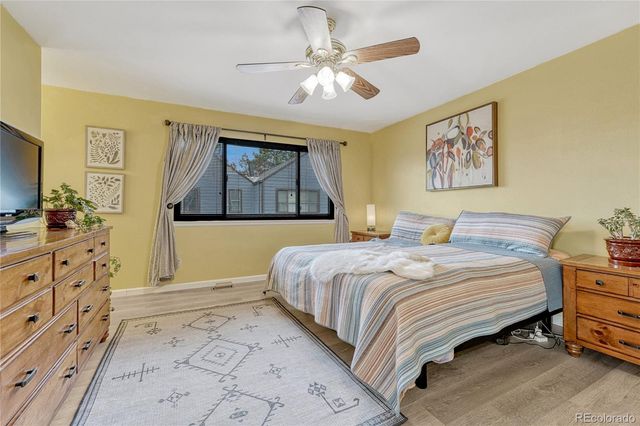 8901 W Yale Avenue, Lakewood, CO 80227