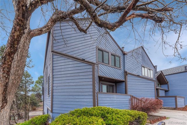 8901 W Yale Avenue, Lakewood, CO 80227