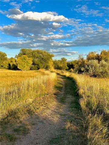 8901 W Yale Avenue, Lakewood, CO 80227