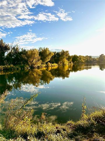 8901 W Yale Avenue, Lakewood, CO 80227