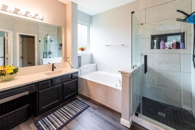 3707 Pine View Ct Court, Pearland, TX 77581