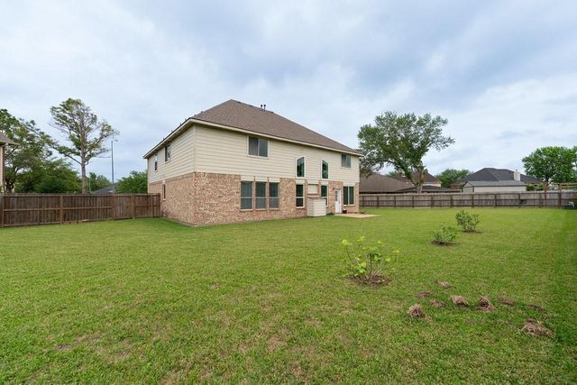 3707 Pine View Ct Court, Pearland, TX 77581
