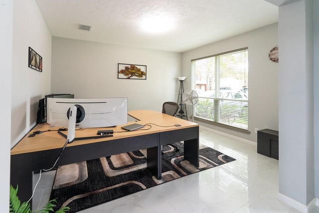 3707 Pine View Ct Court, Pearland, TX 77581