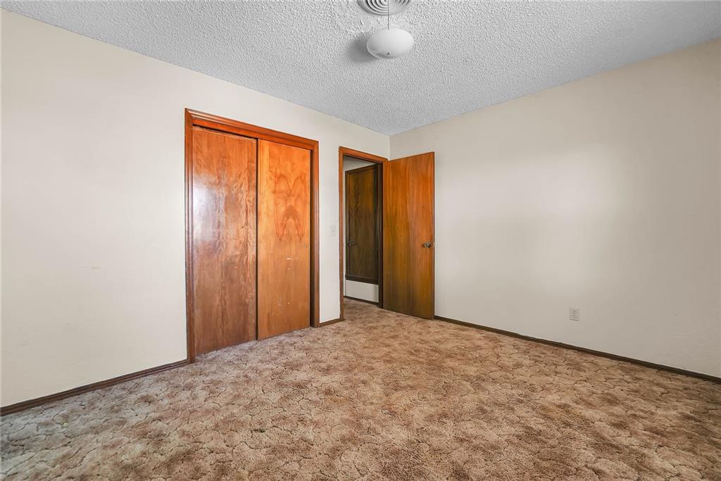 Image 10 of property listing at 418 N Electra Street, Sayre, OK 73662
