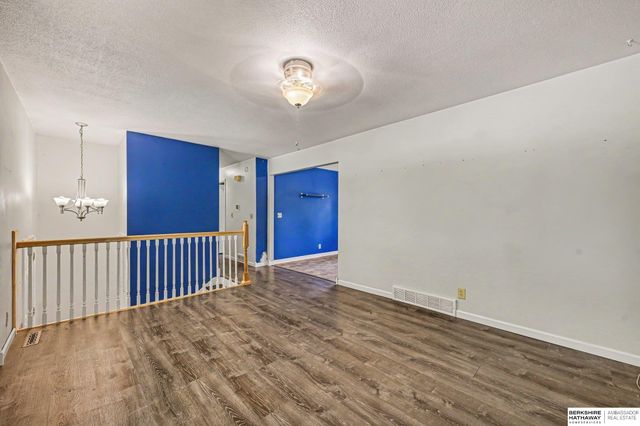 9435 Ohio Street, Omaha, NE 68134