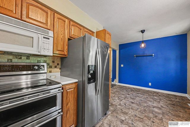 9435 Ohio Street, Omaha, NE 68134