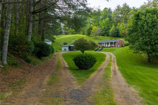 8693 NC Highway 88 E, Laurel Springs, NC 28644