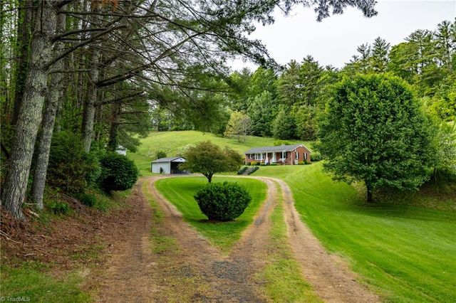 8693 NC Highway 88 E, Laurel Springs, NC 28644