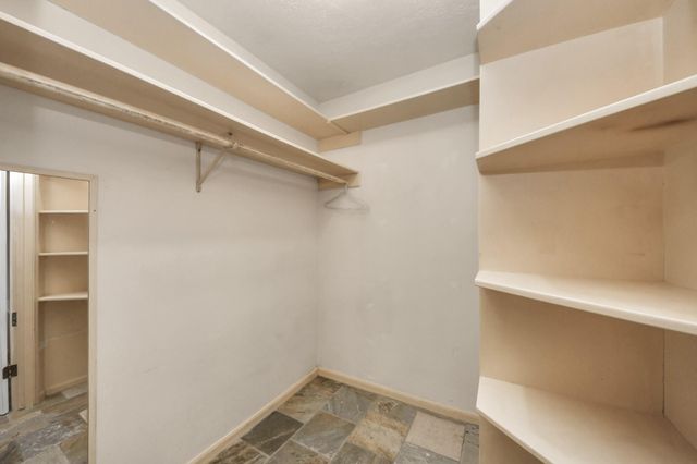 6214 Wynnwood Lane, Houston, TX 77008